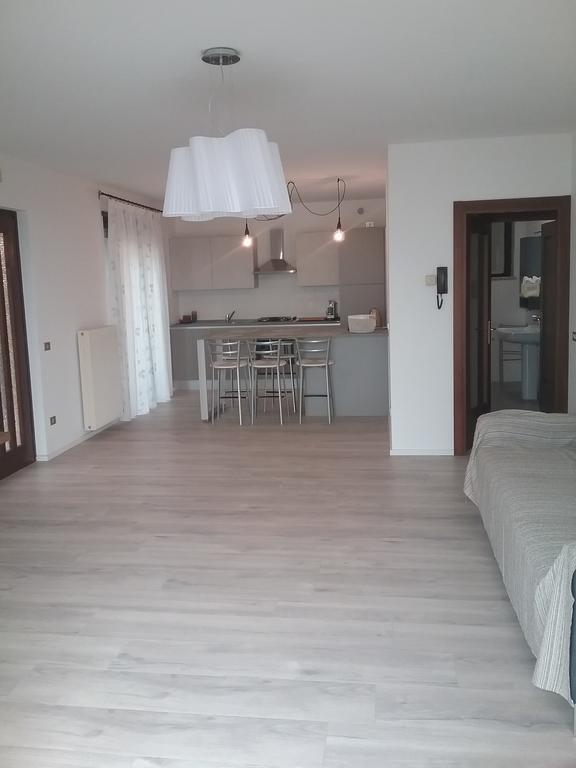 Apartment Weiss Home Riva del Garda Ngoại thất bức ảnh