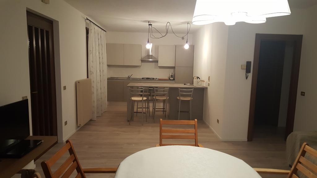 Apartment Weiss Home Riva del Garda Ngoại thất bức ảnh